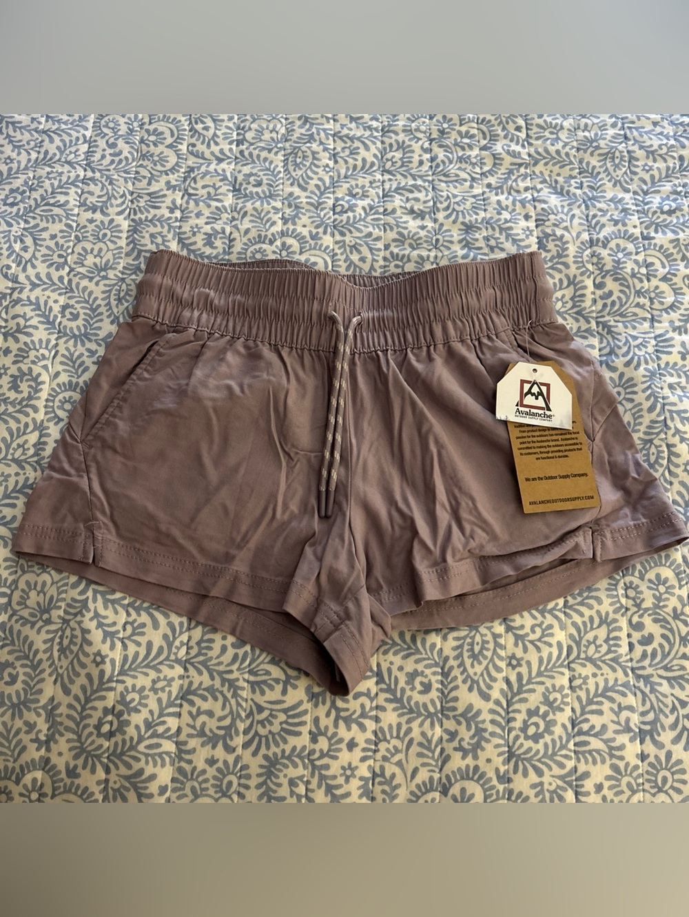 Avalanche Women's Mauve Drawstring Shorts